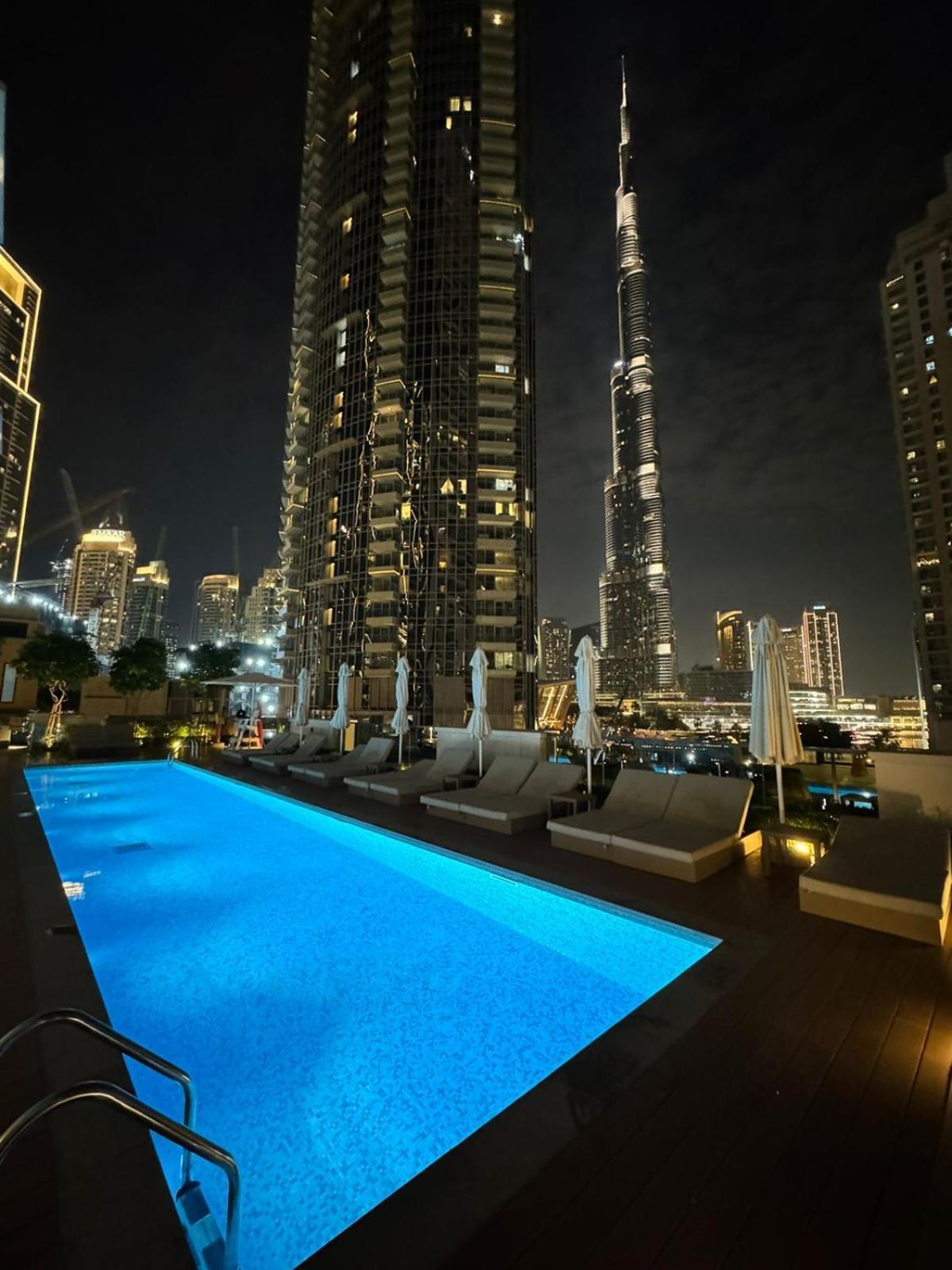 Apartamento Luxury 1Br Burj Khalifa View Walk To Dubai Mal Exterior foto